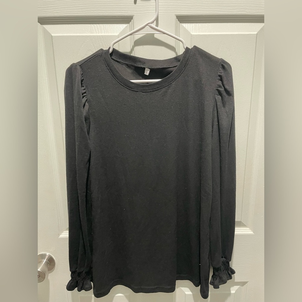 NWOT LADIES LONG SLEEP